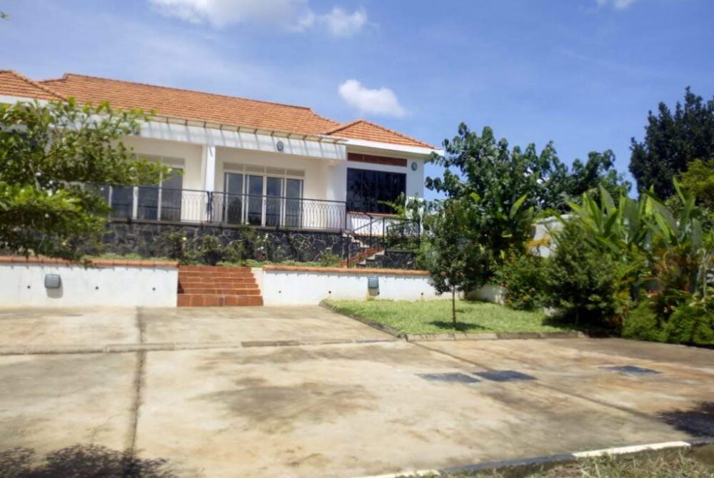 WhatsApp-Image-2023-08-21-at-5.58.18-PM-2